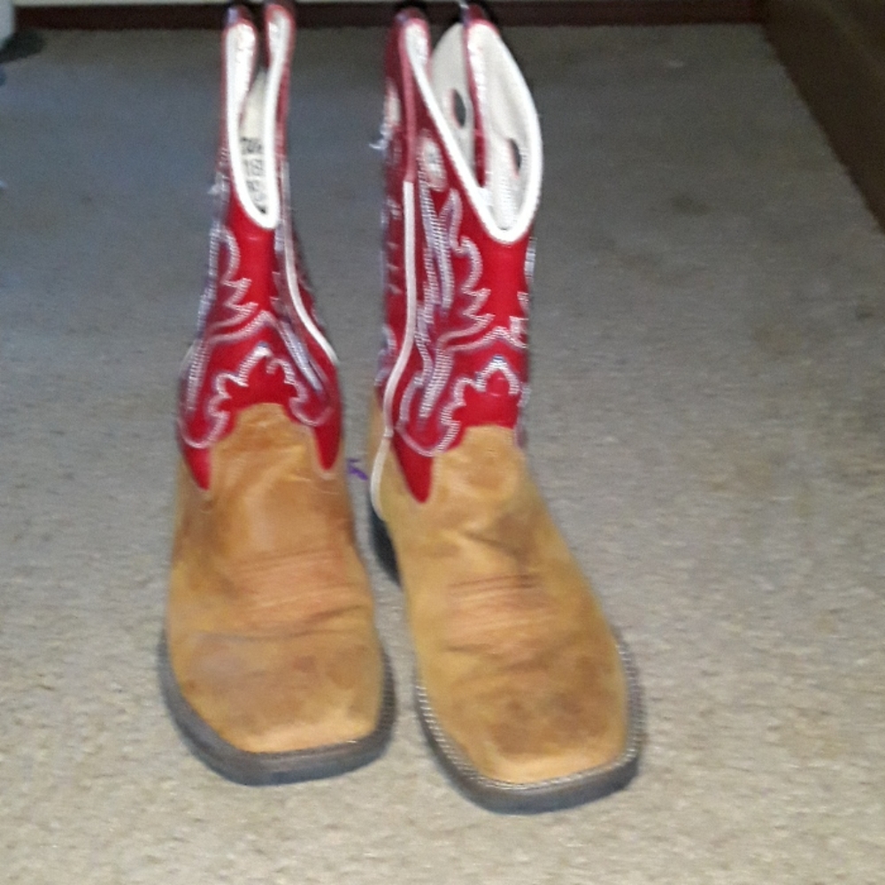 Kids boots